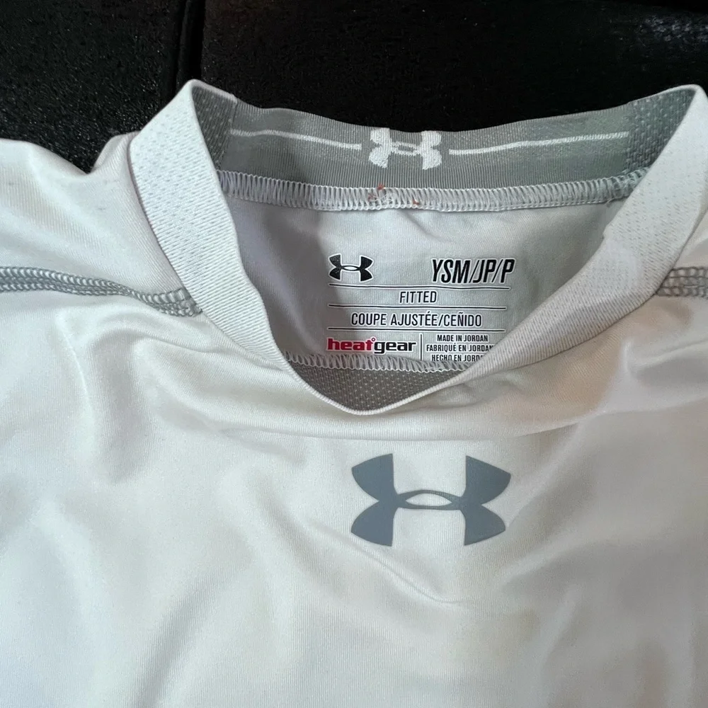 Under Armour Shirt​